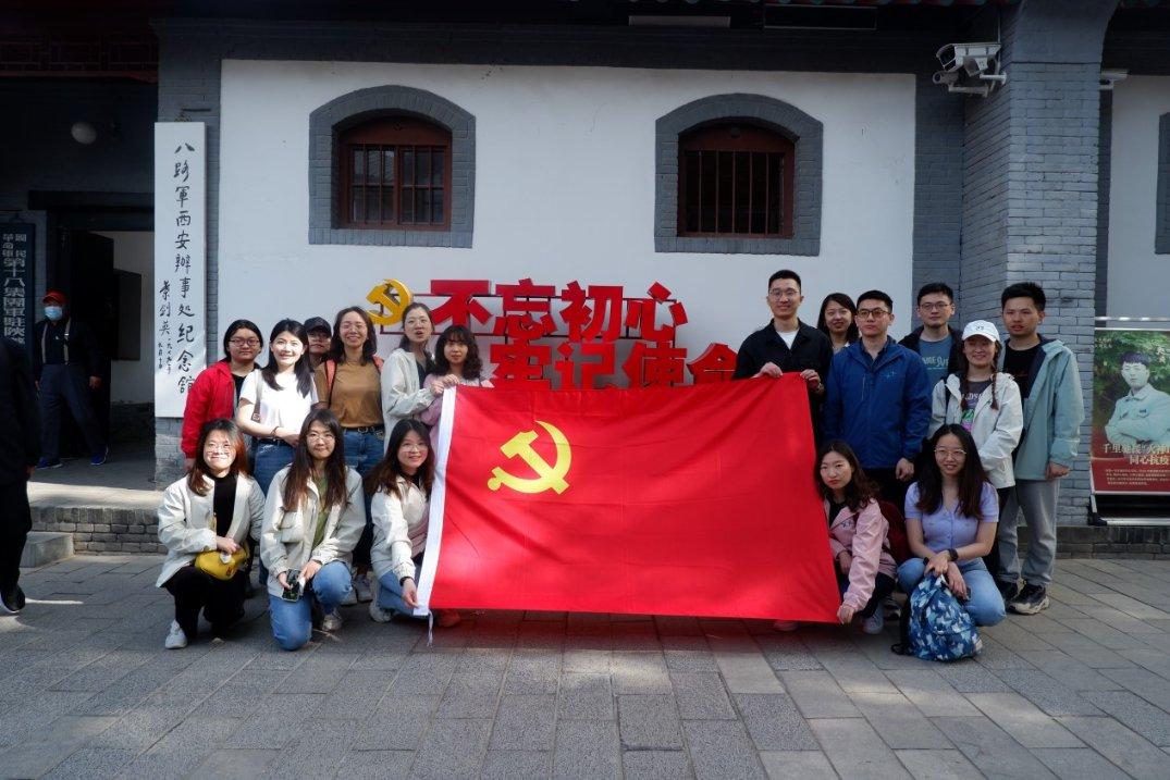 卡通考拉救援